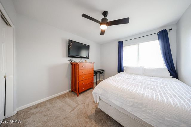 3902 E ROSEMONTE Drive, Phoenix, AZ 85050