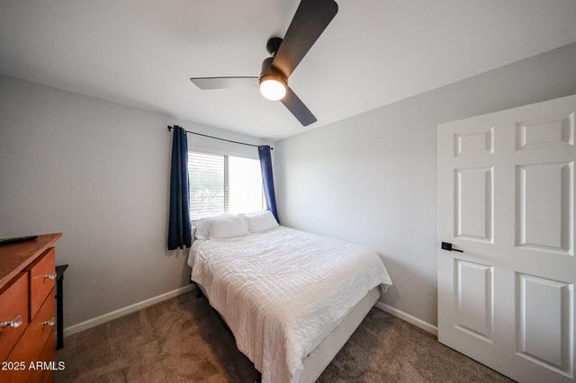 3902 E ROSEMONTE Drive, Phoenix, AZ 85050