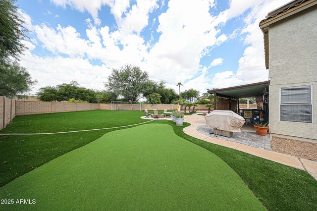 3902 E ROSEMONTE Drive, Phoenix, AZ 85050