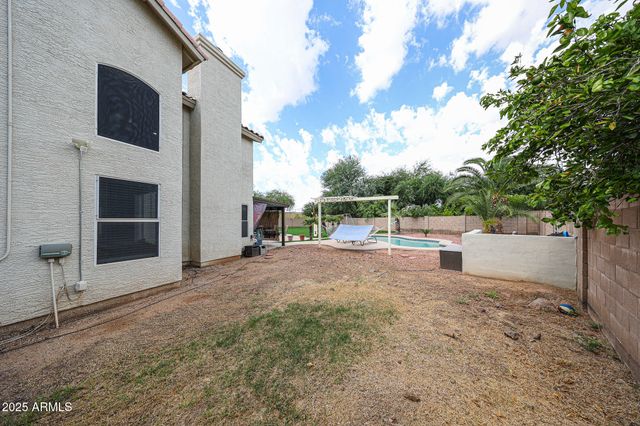 3902 E ROSEMONTE Drive, Phoenix, AZ 85050
