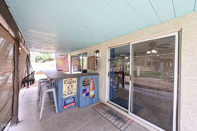 3902 E ROSEMONTE Drive, Phoenix, AZ 85050