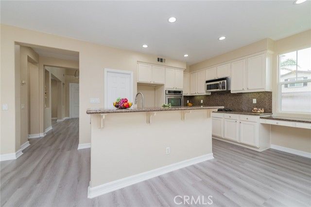 13827 Buckhart, Eastvale, CA 92880