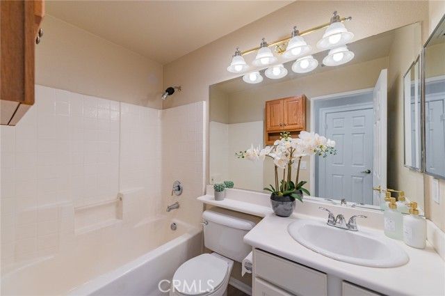 13827 Buckhart, Eastvale, CA 92880