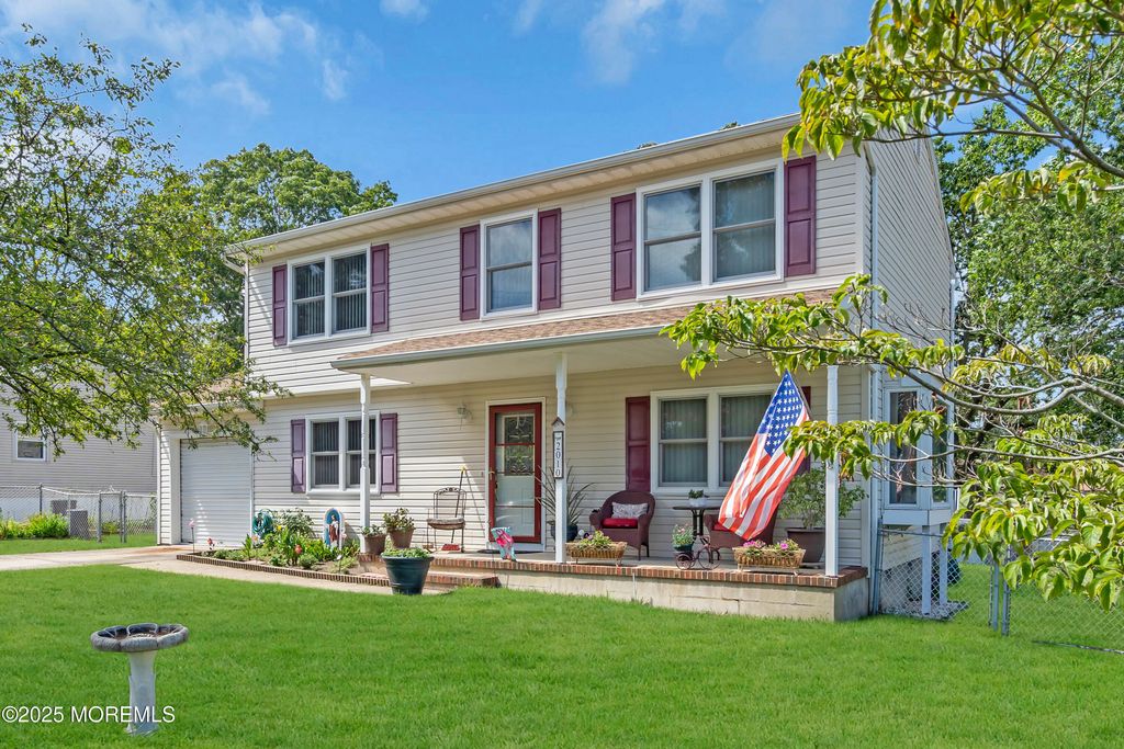 2010 Pine Meadow Avenue, Toms River, NJ 08753