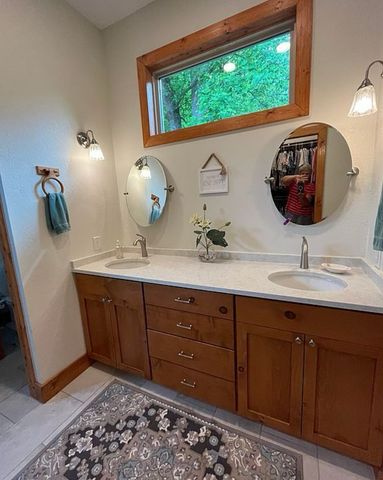 50 Flax Drive, Murphy, NC 28906