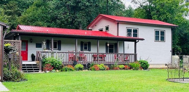 50 Flax Drive, Murphy, NC 28906