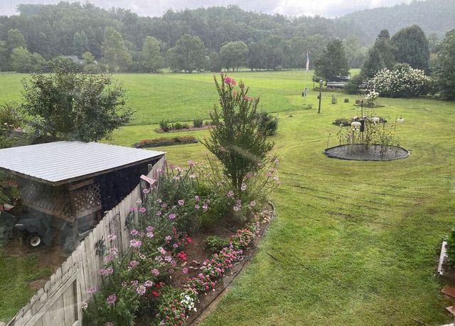 50 Flax Drive, Murphy, NC 28906