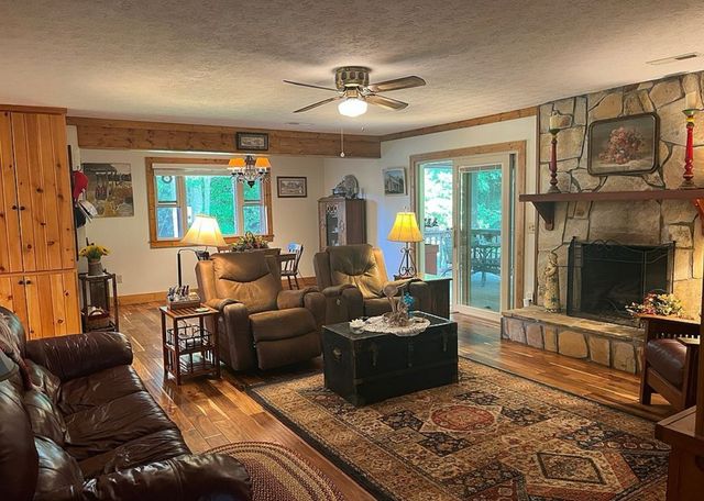 50 Flax Drive, Murphy, NC 28906