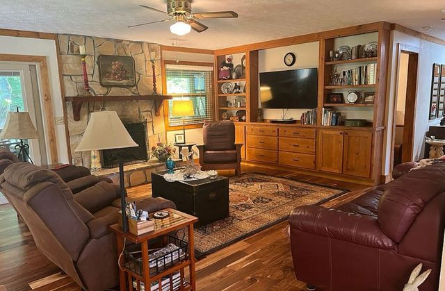 50 Flax Drive, Murphy, NC 28906