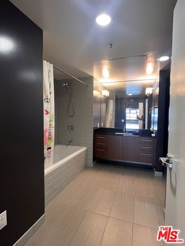 530 S Hewitt Street 351, Los Angeles, CA 90013
