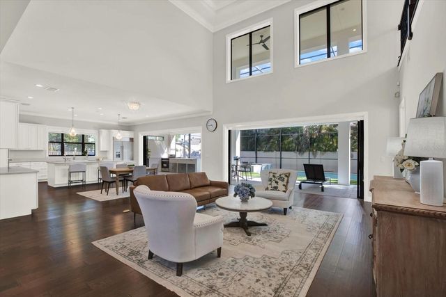 3600 W SAN LUIS STREET, Tampa, FL 33629