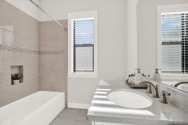 3600 W SAN LUIS STREET, Tampa, FL 33629