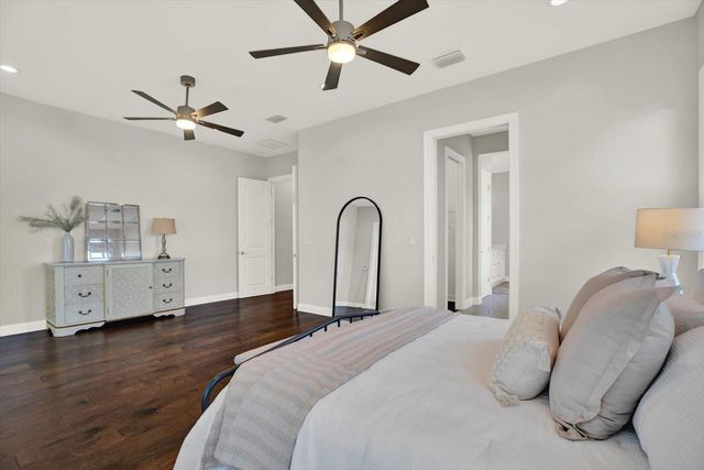 3600 W SAN LUIS STREET, Tampa, FL 33629