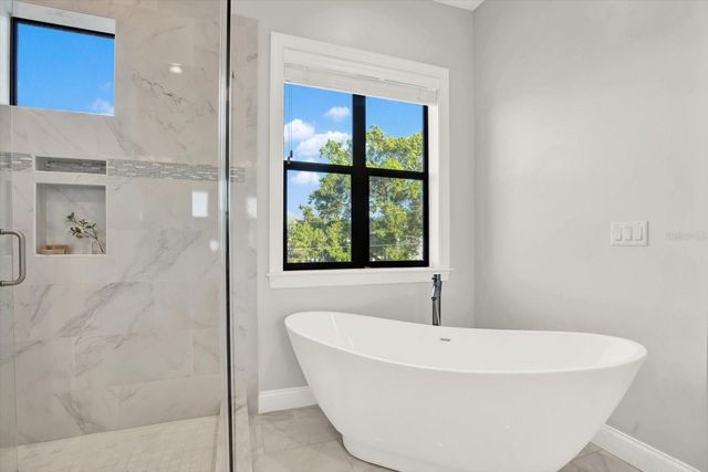 3600 W SAN LUIS STREET, Tampa, FL 33629