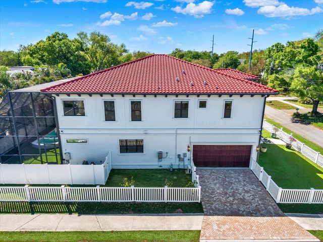 3600 W SAN LUIS STREET, Tampa, FL 33629