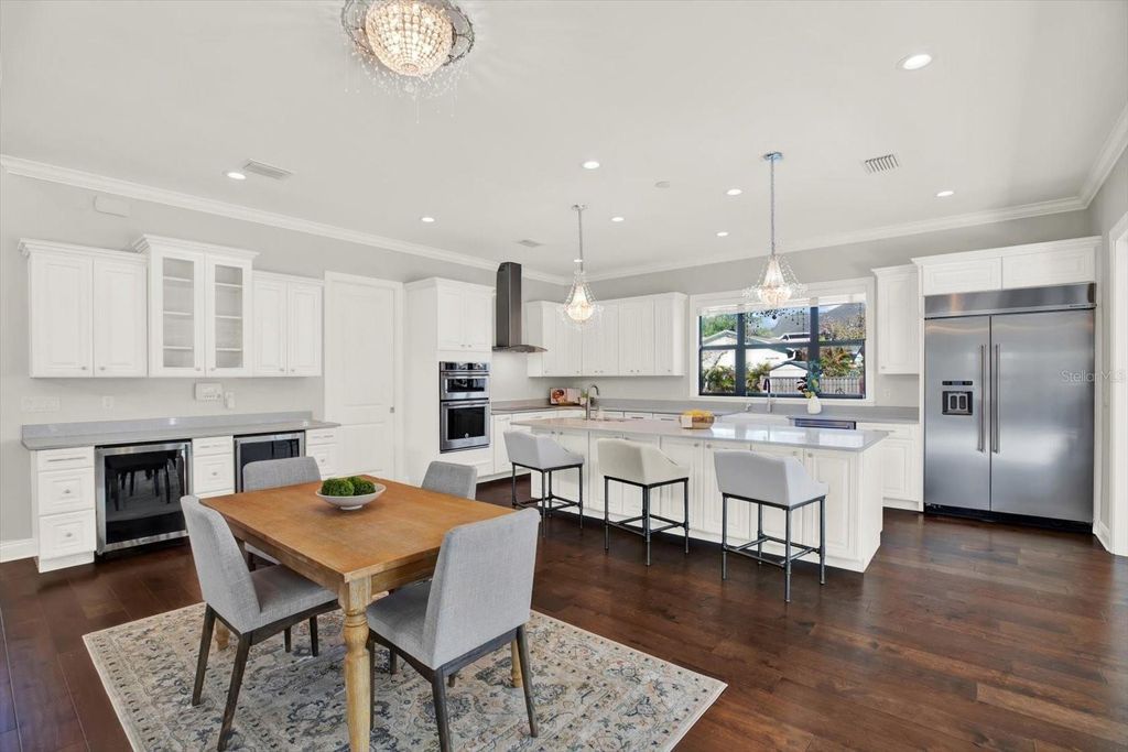 Image 12 of property listing at 3600 W SAN LUIS STREET, Tampa, FL 33629