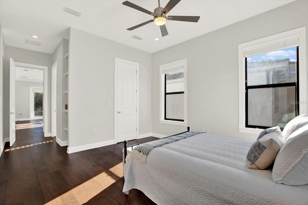 Image 34 of property listing at 3600 W SAN LUIS STREET, Tampa, FL 33629