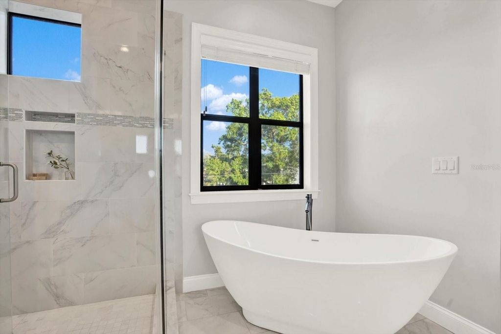 Image 42 of property listing at 3600 W SAN LUIS STREET, Tampa, FL 33629