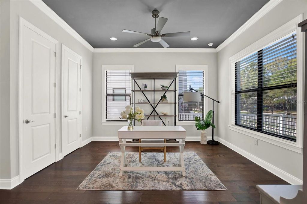Image 6 of property listing at 3600 W SAN LUIS STREET, Tampa, FL 33629