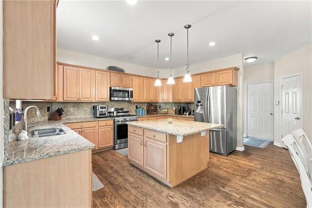 7455 Bronson Way, Cumming, GA 30041