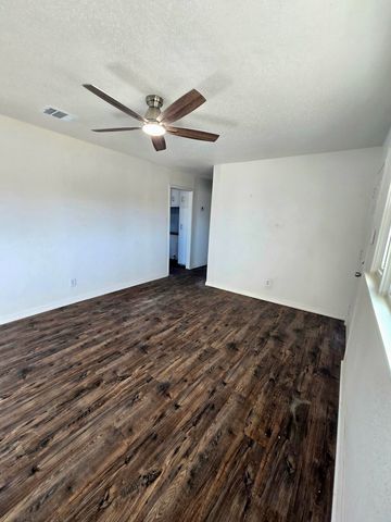 2012 42nd Street, Lubbock, TX 79412