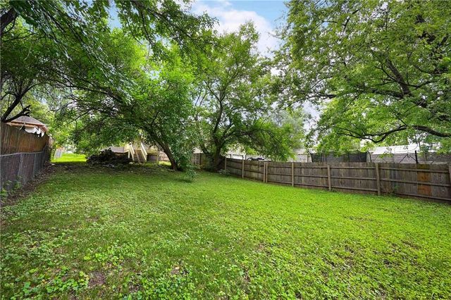 402 E Fair Street, Independence, MO 64055