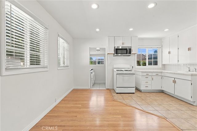 8326 Barnsley Avenue, Los Angeles, CA 90045