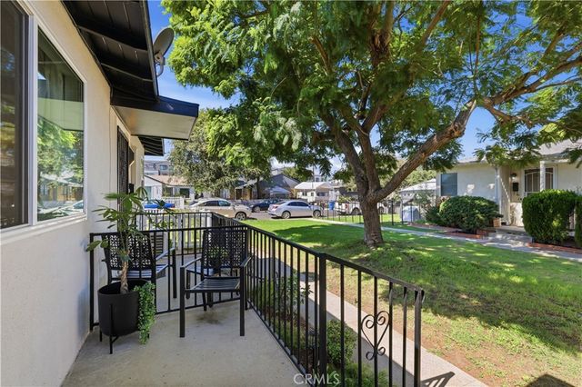 8326 Barnsley Avenue, Los Angeles, CA 90045