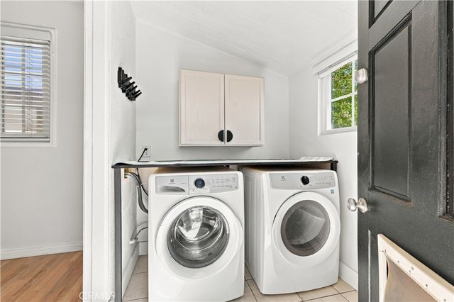 8326 Barnsley Avenue, Los Angeles, CA 90045