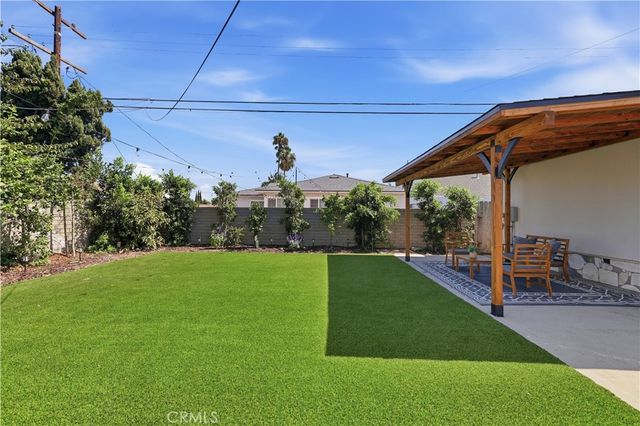 8326 Barnsley Avenue, Los Angeles, CA 90045
