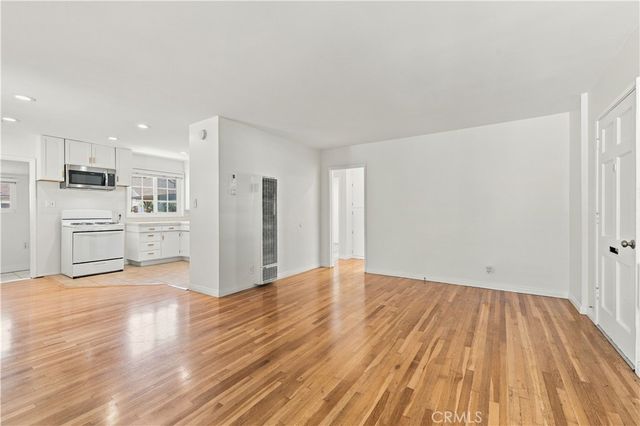 8326 Barnsley Avenue, Los Angeles, CA 90045