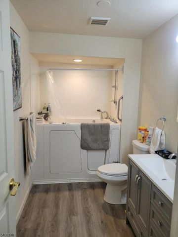 470 Laurel Brook Dr Unit A, Brick Twp., NJ 08724