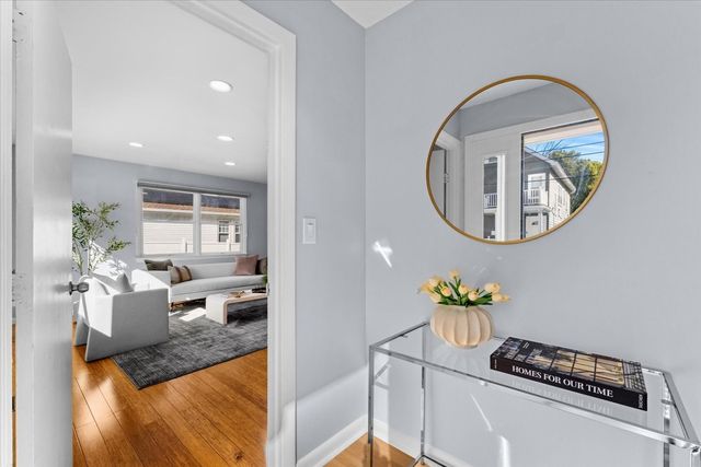 40 Granfield Ave 40, Boston, MA 02131