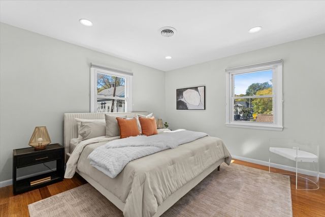 40 Granfield Ave 40, Boston, MA 02131