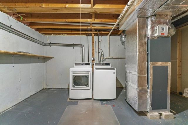 40 Granfield Ave 40, Boston, MA 02131