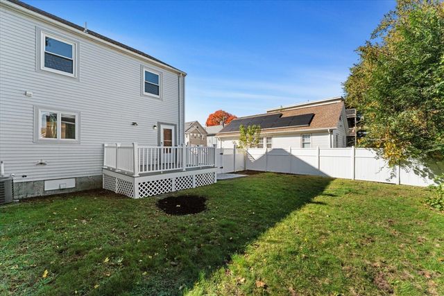 40 Granfield Ave 40, Boston, MA 02131