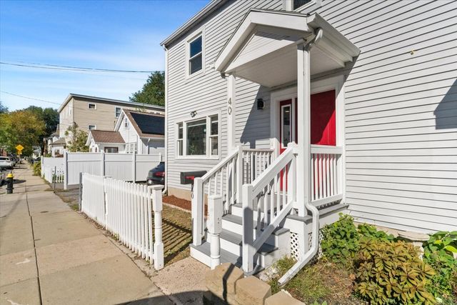 40 Granfield Ave 40, Boston, MA 02131
