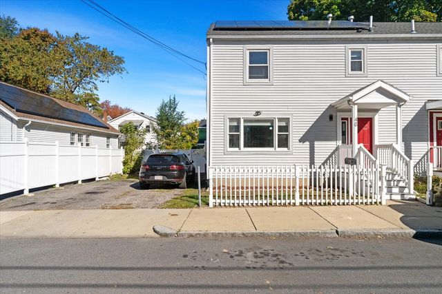 40 Granfield Ave 40, Boston, MA 02131