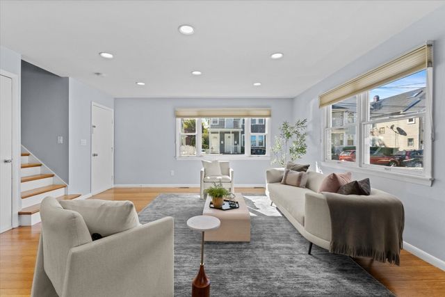 40 Granfield Ave 40, Boston, MA 02131