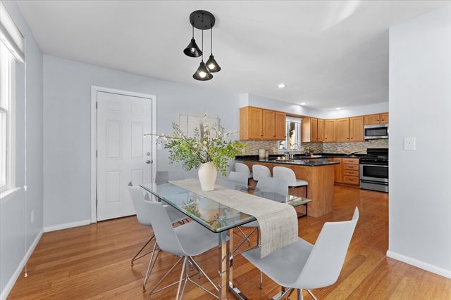 40 Granfield Ave 40, Boston, MA 02131