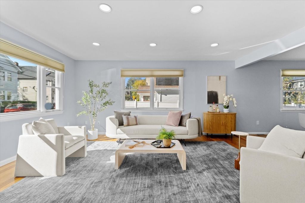 40 Granfield Ave 40, Boston, MA 02131