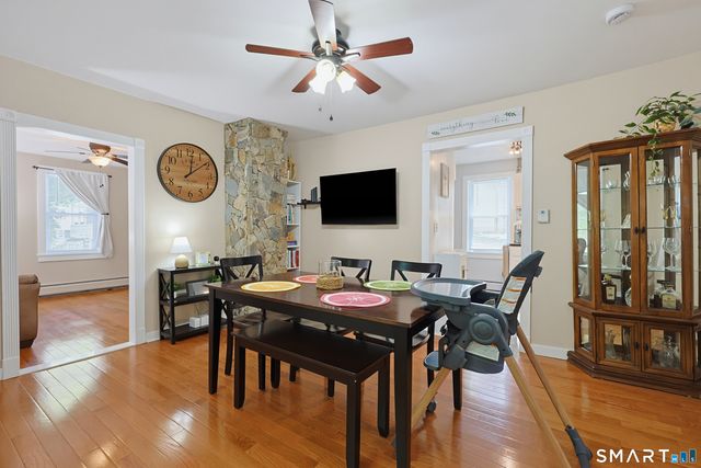 9 Hickory Street, Norwich, CT 06360