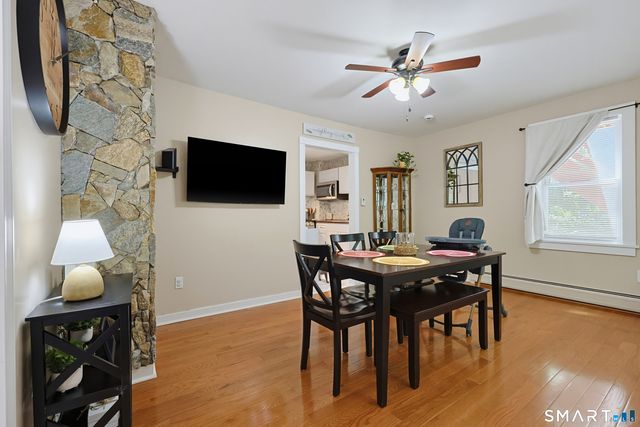 9 Hickory Street, Norwich, CT 06360