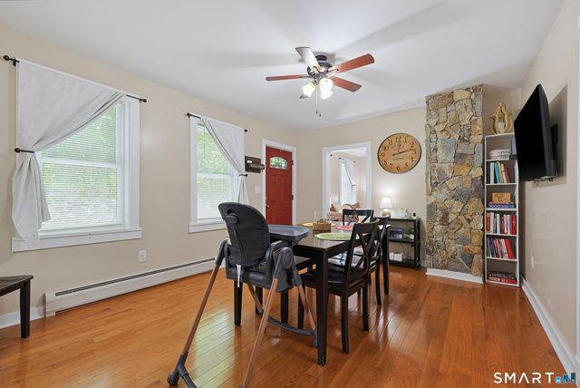 9 Hickory Street, Norwich, CT 06360