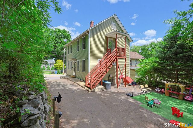 9 Hickory Street, Norwich, CT 06360