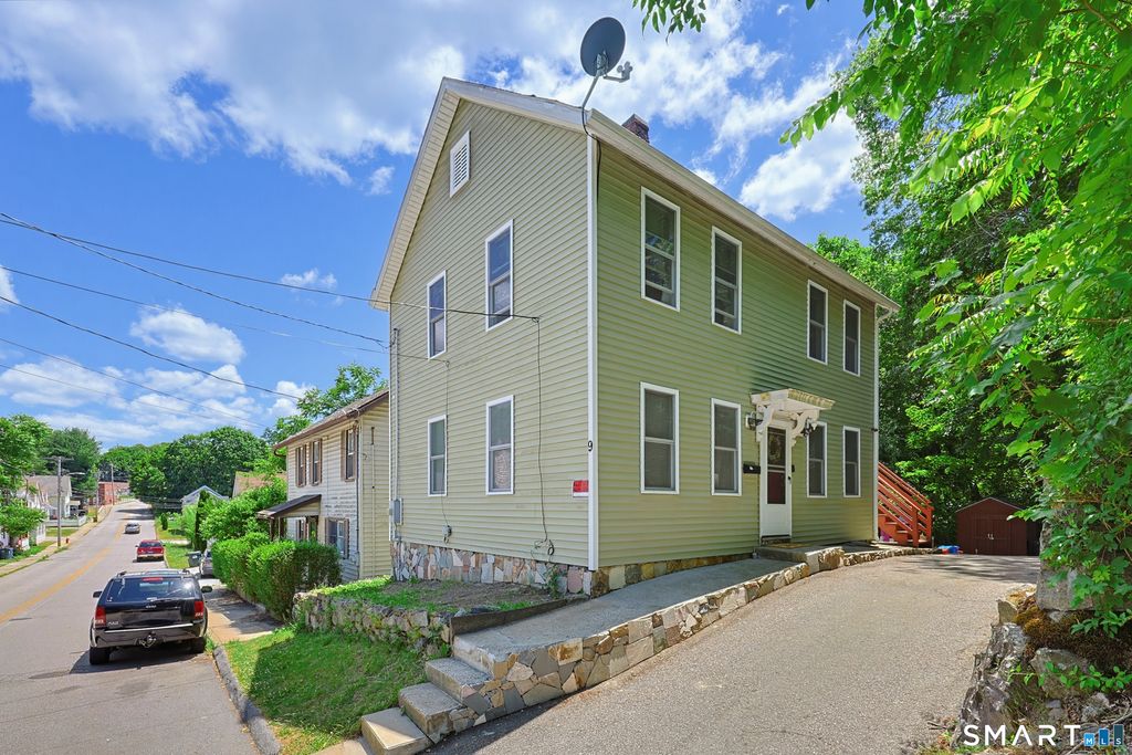 9 Hickory Street, Norwich, CT 06360