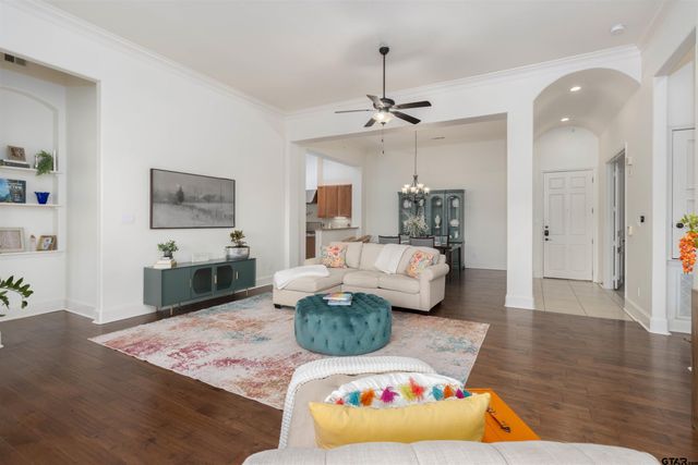3351 Cascades court #327, Tyler, TX 75709
