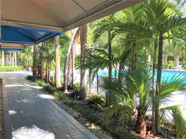 4550 NW 9th Street 611E, Miami, FL 33126