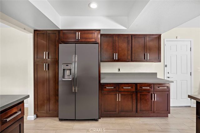 916 E Jonquil, Santa Ana, CA 92705