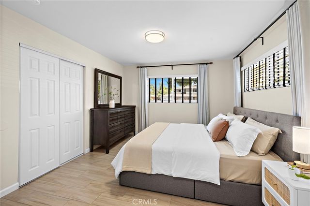 916 E Jonquil, Santa Ana, CA 92705